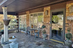 129 Preston Rd, Steubenville, OH 43953 - Photo 2