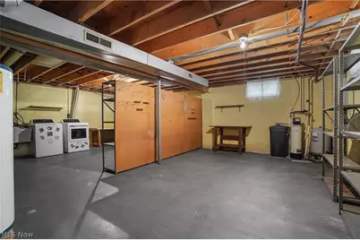 11105 Titus Avenue NW, Uniontown, OH 44685 - Photo 36