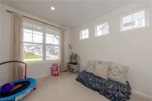 766 River Run Rd, Aurora, OH 44202 - Photo 8