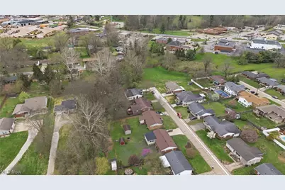 1902 42nd Street, Parkersburg, WV 26104 - Photo 6