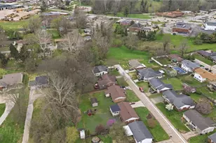 1902 42nd St, Parkersburg, WV 26104 - Photo 6