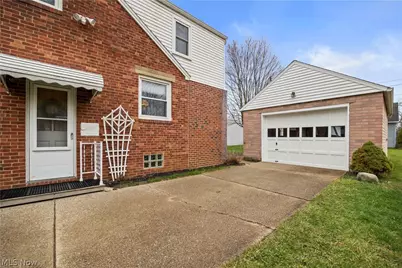 137 Lafayette Street, Elyria, OH 44035 - Photo 4