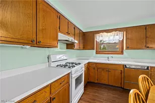 137 Lafayette St, Elyria, OH 44035 - Photo 22