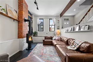 3064 Mabel Ct, Loveland, OH 44113 - Photo 4