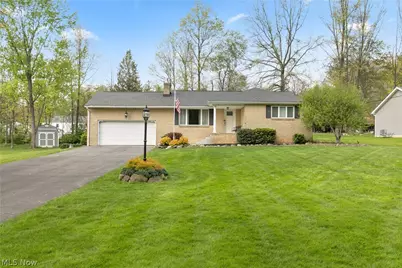 6987 White Oak Drive, Hubbard, OH 44425 - Photo 1