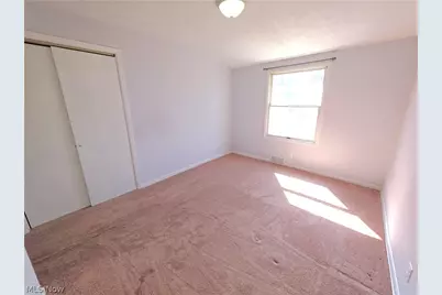 80 May Avenue, Northfield Village, OH 44067 - Photo 8