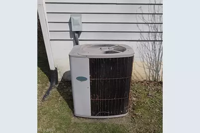 80 May Avenue, Northfield Village, OH 44067 - Photo 26