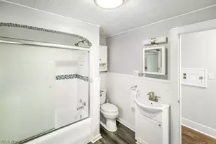 1597 Glenmount Ave, Akron, OH 44301 - Photo 18