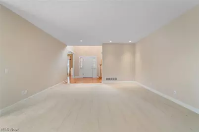 1205 Jonah Drive, Akron, OH 44321 - Photo 6