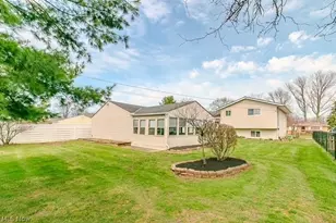 466 Waterbury Rd, Eastlake, OH 44095 - Photo 8