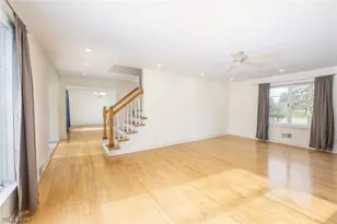 105 Country Club Dr, Marietta, OH 45750 - Photo 8