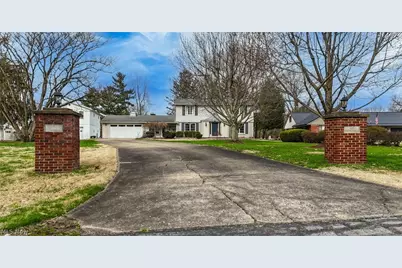 105 Country Club Drive, Marietta, OH 45750 - Photo 2