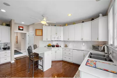 71 Haskell Drive, Bratenahl, OH 44108 - Photo 12