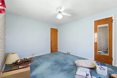 2883 Sharonwood Avenue NW, Canton, OH 44708 - Photo 20