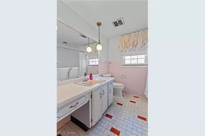 10 Sarah Boulevard, Toronto, OH 43964 - Photo 30