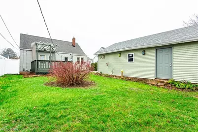 28855 Hazel Avenue, Wickliffe, OH 44092 - Photo 46