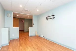 28855 Hazel Ave, Wickliffe, OH 44092 - Photo 34