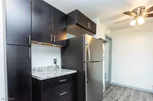 28855 Hazel Ave, Wickliffe, OH 44092 - Photo 10