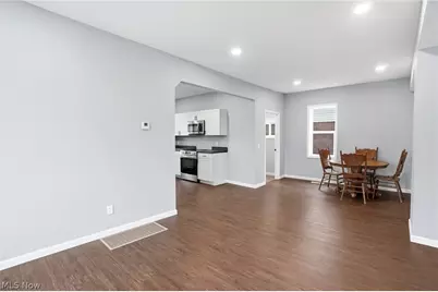 900 S Seneca Avenue, Alliance, OH 44601 - Photo 14