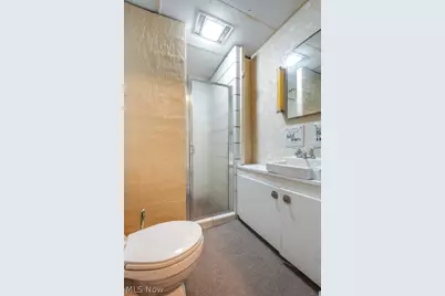 5918 Mapledell Street, Canton, OH 44718 - Photo 38