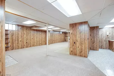 5918 Mapledell Street, Canton, OH 44718 - Photo 42