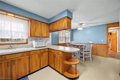 1437 Westwood Drive, Lorain, OH 44053 - Photo 10