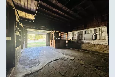 1365 Sharon (Rear) Avenue, Zanesville, OH 43701 - Photo 6