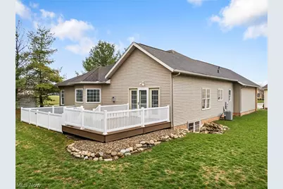 2041 Penhurst Circle NE, North Canton, OH 44720 - Photo 2