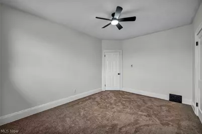 13910 Bartlett Avenue, Loveland, OH 44120 - Photo 22