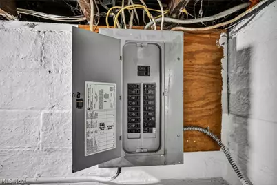 13910 Bartlett Avenue, Loveland, OH 44120 - Photo 30