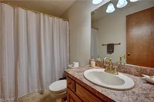 1712 Rolland Ave NE, New Philadelphia, OH 44663 - Photo 18