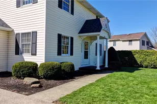 1712 Rolland Ave NE, New Philadelphia, OH 44663 - Photo 2