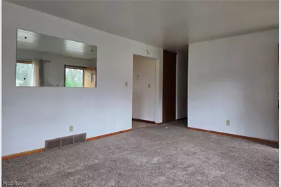 238 Meadowbrook Drive, Steubenville, OH 43953 - Photo 8