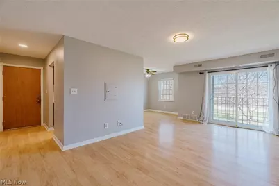 10790 Ravenna Road #201, Twinsburg, OH 44087 - Photo 4