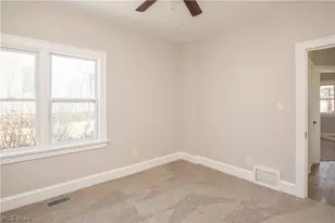 16 E Catawba Ave, Akron, OH 44301 - Photo 18