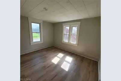 949 Fulton Road NW, Canton, OH 44703 - Photo 22