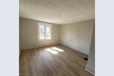 949 Fulton Road NW, Canton, OH 44703 - Photo 20