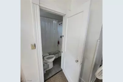 949 Fulton Road NW, Canton, OH 44703 - Photo 10