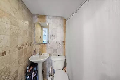 2452 Clara Street, Cuyahoga Falls, OH 44221 - Photo 16