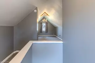 1582 Evergreen Ave, Akron, OH 44301 - Photo 24