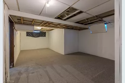 1582 Evergreen Avenue, Akron, OH 44301 - Photo 28