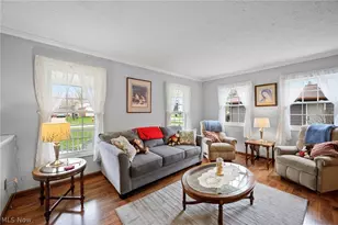 6094 Emerald St, North Ridgeville, OH 44039 - Photo 4