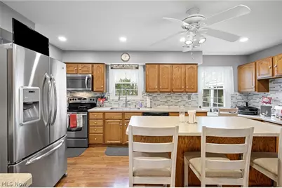 6094 Emerald Street, North Ridgeville, OH 44039 - Photo 10