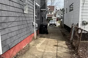 526 E 118th St, Loveland, OH 44108 - Photo 6