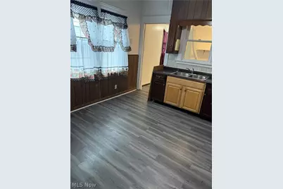 526 E 118th Street, Loveland, OH 44108 - Photo 16