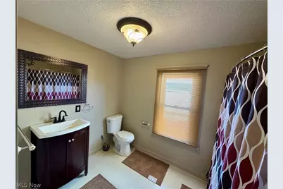 909 Clarendon Avenue SW, Canton, OH 44710 - Photo 20