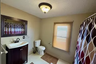 909 Clarendon Ave SW, Canton, OH 44710 - Photo 20