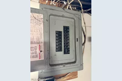 909 Clarendon Avenue SW, Canton, OH 44710 - Photo 30