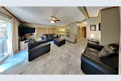 1640 Hazard S Alley, Put in Bay, OH 43456 - Photo 8