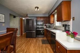 17997 Hillcrest Dr, Lake Milton, OH 44429 - Photo 20